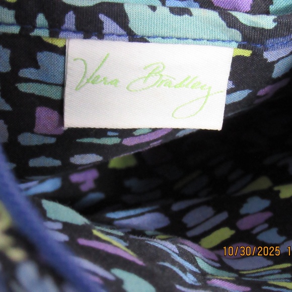 Vera Bradley Quilted Floral Pattern Cross Body Bag - Picture 8 of 11